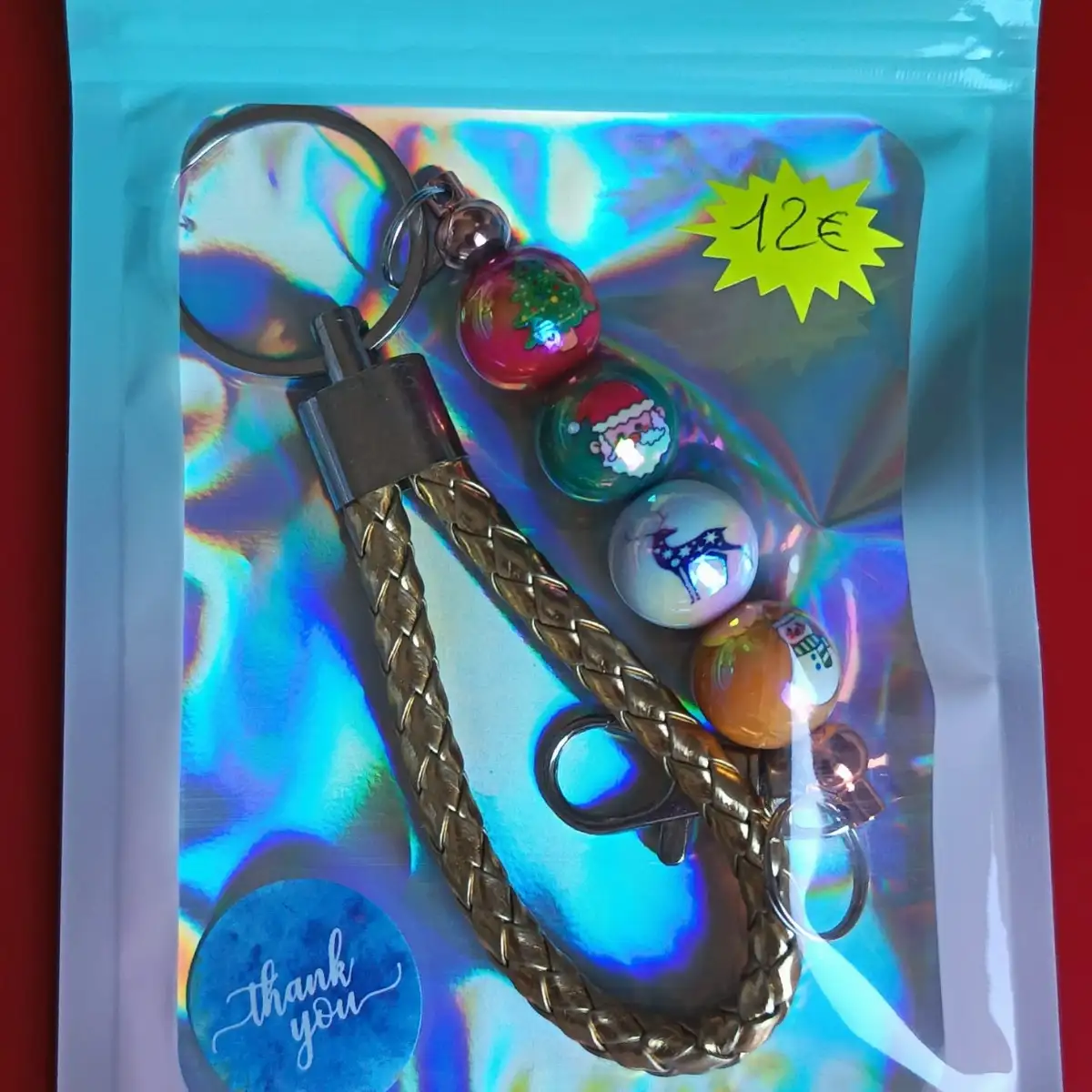 Porte clés perles avec attache en cuir