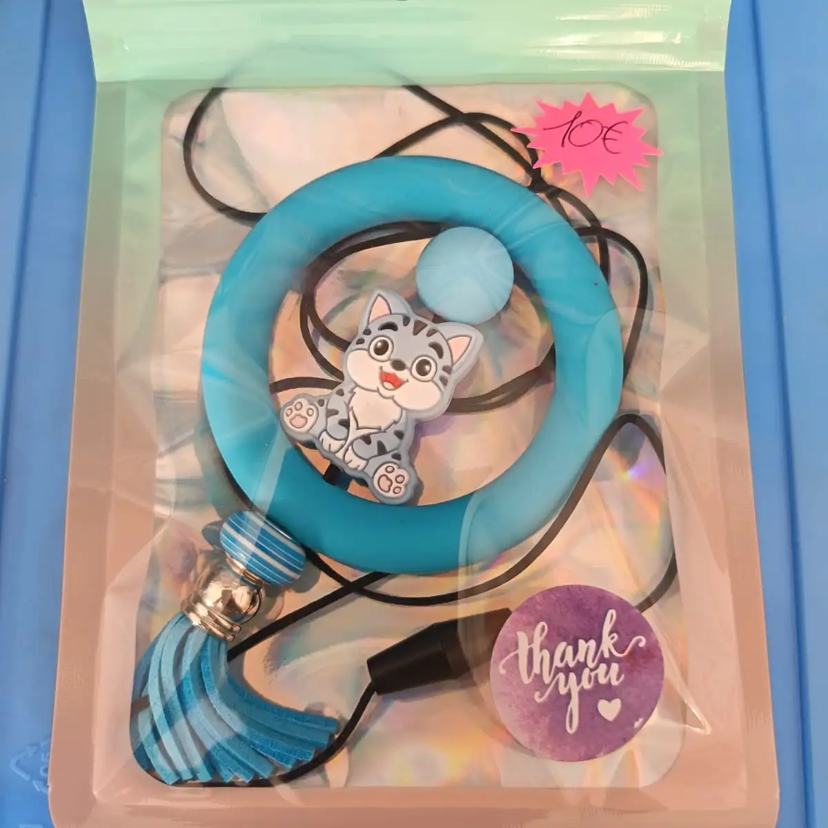 Attaches pour rideaux