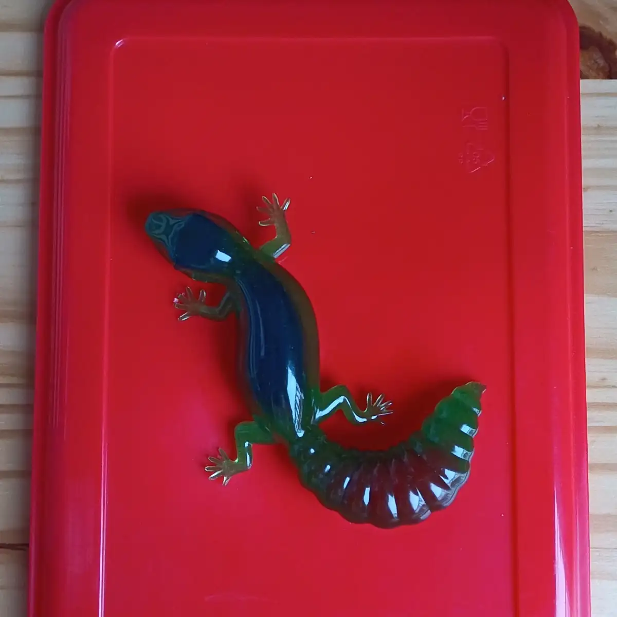 Salamandre en résine époxy